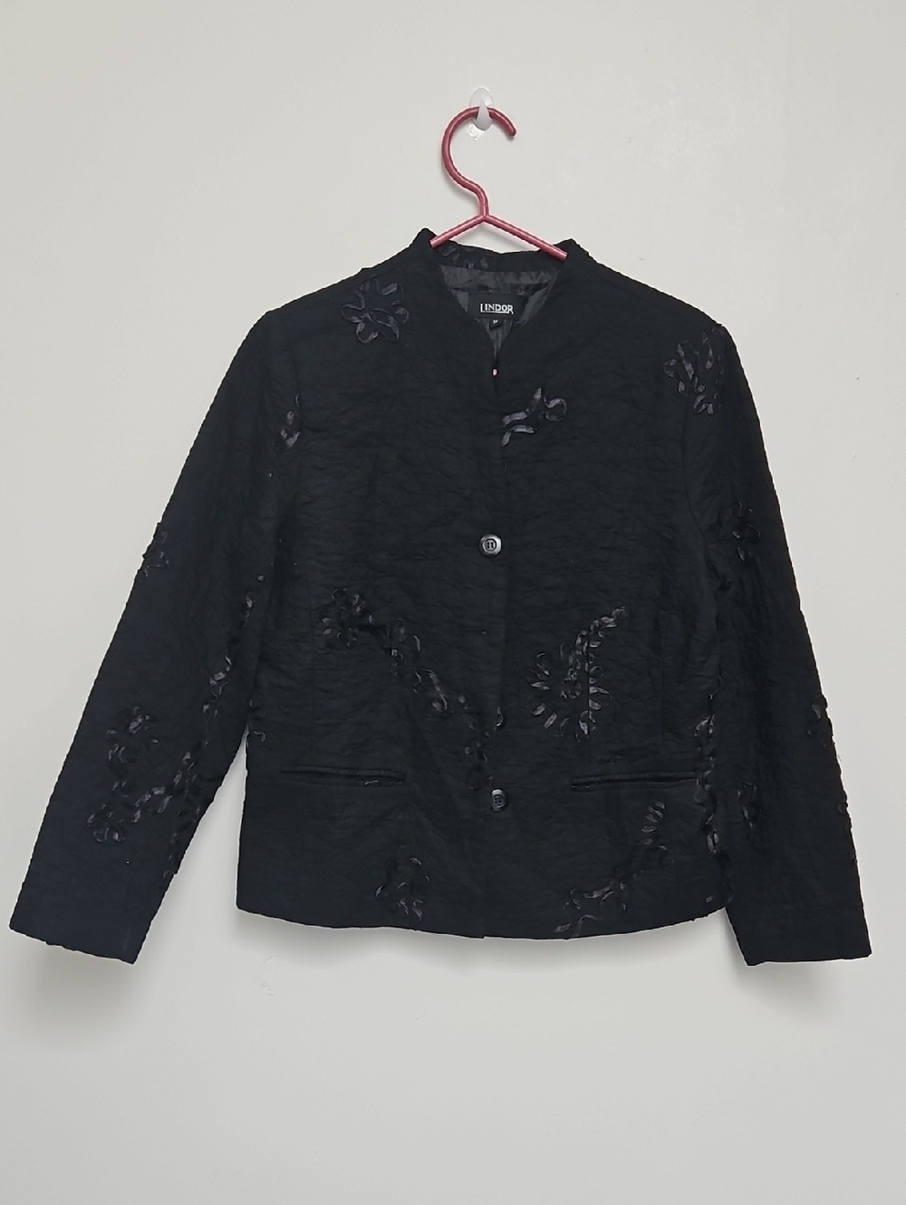 Lindor Black Embroidered  Quilted Lightweight Pocket Button Blazer Jacket Sz 12
